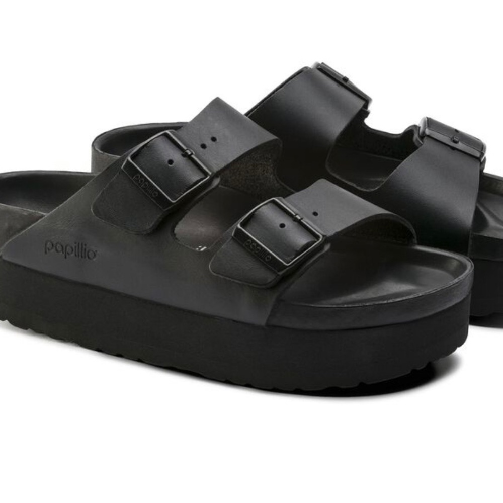 Full Leather. Rare. Amazing price! Birkenstock Arizona Leather Platform